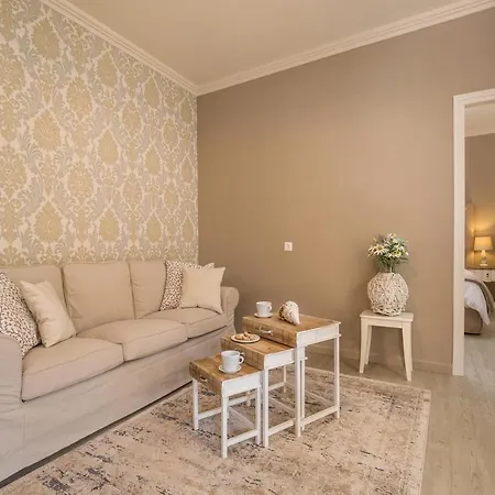 Chryssa By Paxosretreats *