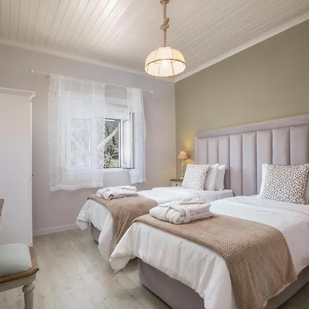 Chryssa By Paxosretreats *